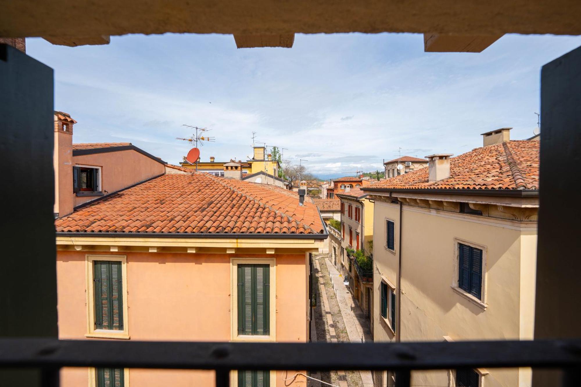 Residenza Girardi Hotel Verona Bagian luar foto